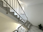 Schöne Dachgeschoss-Eigentumswohnung in Viersen Dülken - Nur 29 Stufen zu Ihrem Wohnglück. - Treppenhaus